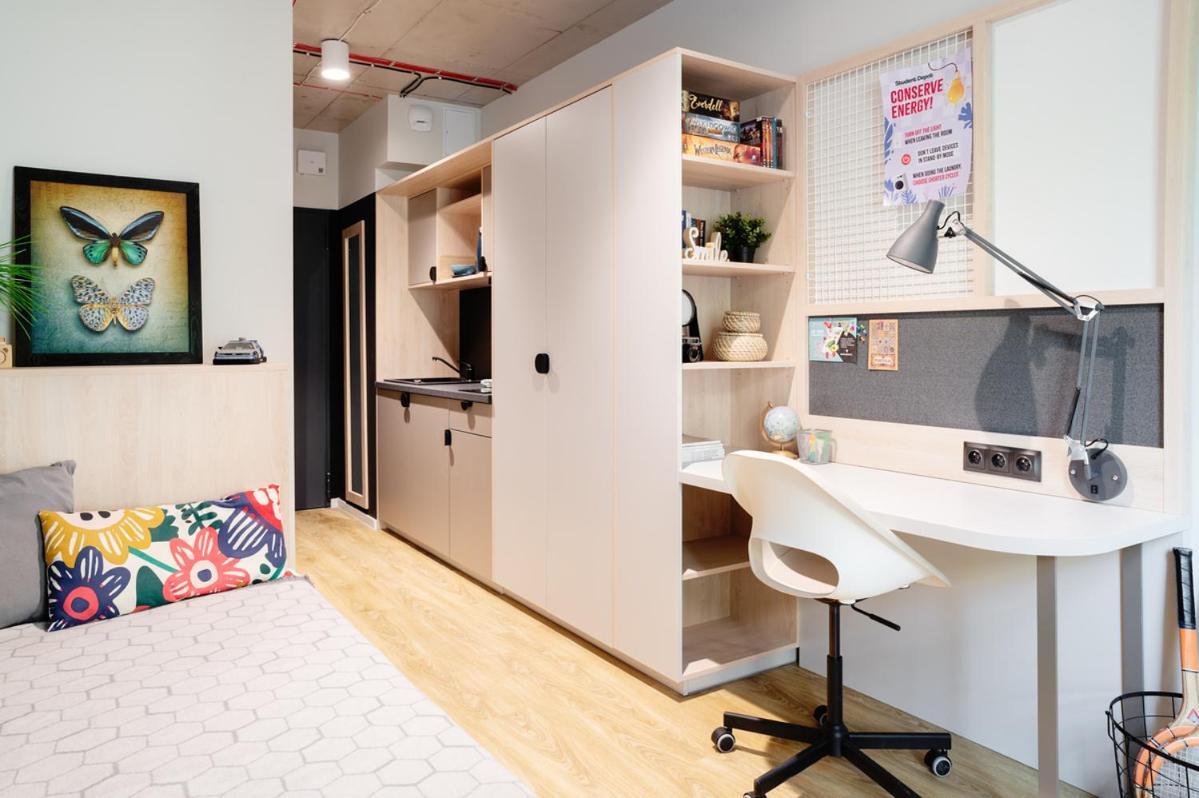 Chillout Dorm Warszawa Aparthotel Exterior foto